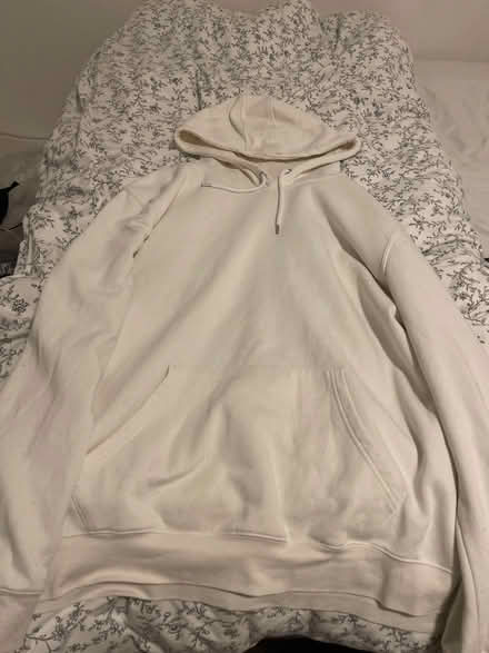 Photo of free 3x Large hoodie (Dollis Hill) #1