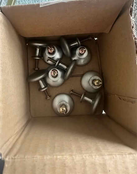 Photo of free Door knobs from chest of drawers (Liberton EH16) #3
