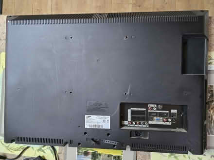 Photo of free 32"Tv (TF10) #3