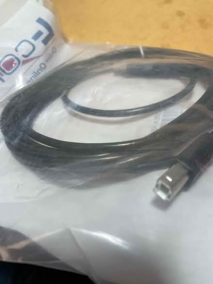 Photo of free Computer cable (Loughborough LE11) #1