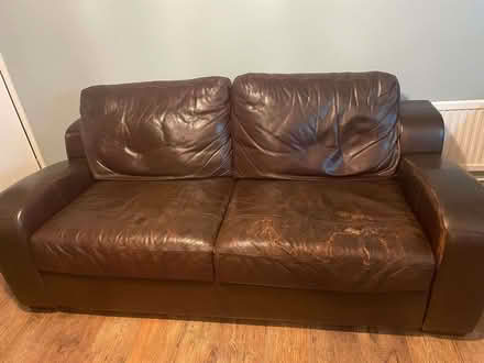 Photo of free 3 seater and 2 seater (Woodley RG6) #2