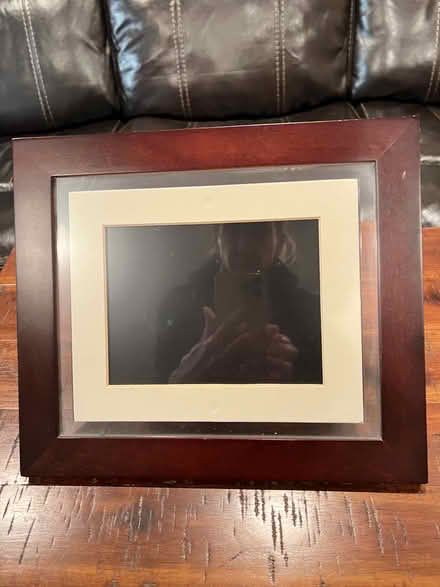 Photo of free Pan Digital Picture Frame (Brewster) #1
