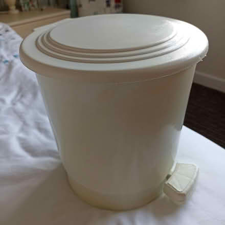 Photo of free Small pedal bin (Fulwood PR2) #3