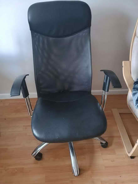 Photo of free Office chair (Boxmoor HP1) #2