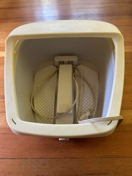 Photo of free Dr Scholl’s Foot Bath Massager (Oakland) #2