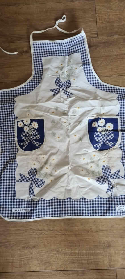 Photo of free Apron (Southall UB2) #1