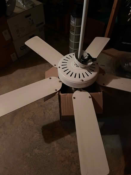 Photo of free ceiling fan (Milton) #1