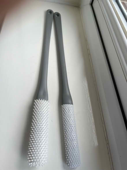 Photo of free Foot/toe cleaners (OX11 South Moreton, Didcot) #1