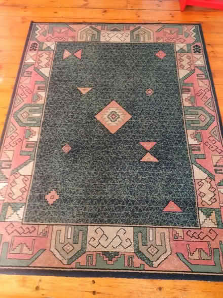 Photo of free Rug (Annandale St EH7) #1
