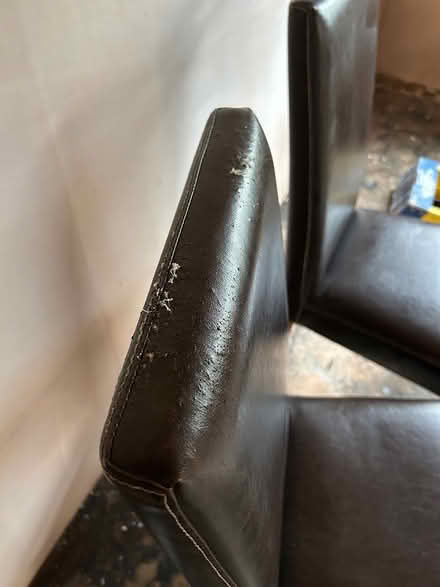 Photo of free Round table and four dining chairs (Shoreham-by-Sea BN43) #4