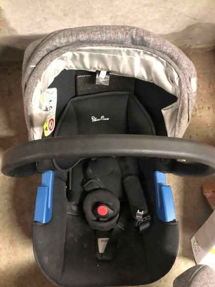 Photo of free Baby seat and sleeping bag (Bermondsey) #3