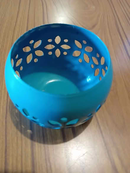 Photo of free Metal Candle (tea light) holder (Station Area RG21) #1