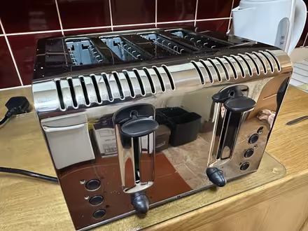 Photo of free 4 piece toaster (Brixham TQ5) #1