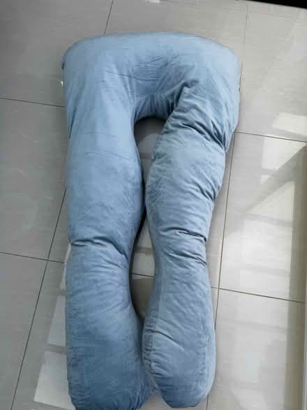 Photo of free Pregnancy pillow (KT109ET) #1
