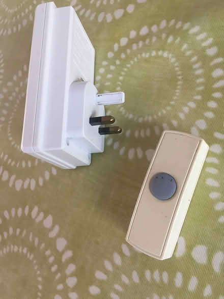 Photo of free Mains Wireless Doorbell (Packsaddle BA11) #2