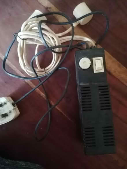 Photo of free Power unit for tank light + light fittings (St Nicholas SG1) #1
