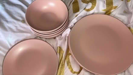 Photo of free Off pink, Plates and bowl set (SW16) #1