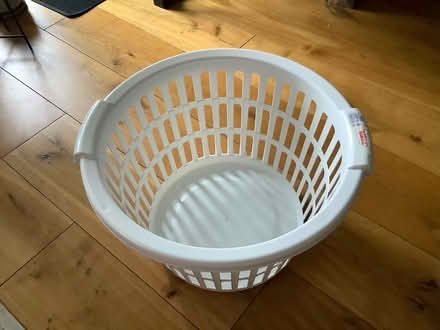 Photo of free Round laundry basket (Southwark SE1) #1