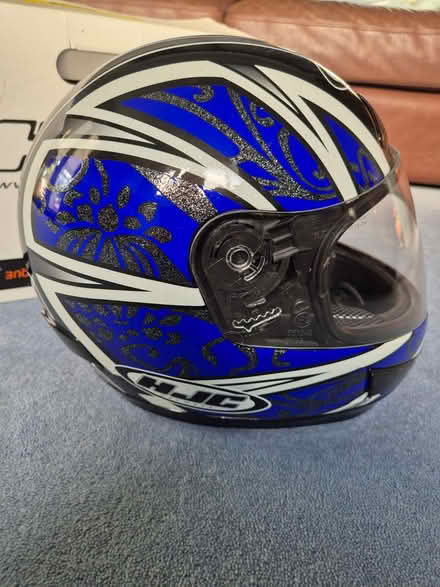 Photo of free HJC crash helmet (Davenham CW9) #1