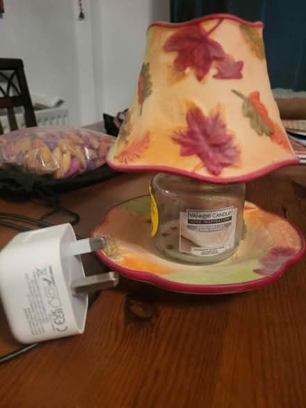 Photo of free Yankee candle lamp (Crystal Palace) #3