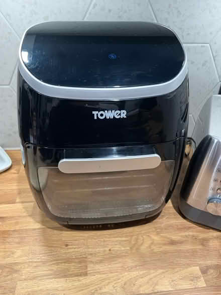 Photo of free Tower Airfryer (PO13 Lee on solent) #1