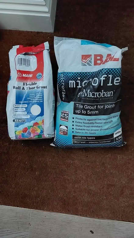 Photo of free White ceramic tile grout (Stoke Bishop BS9) #1