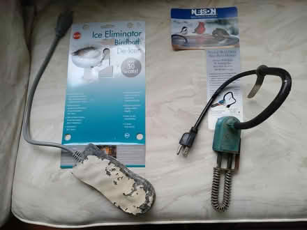 Photo of free 2 bird feeder ice melters (Downsview) #1