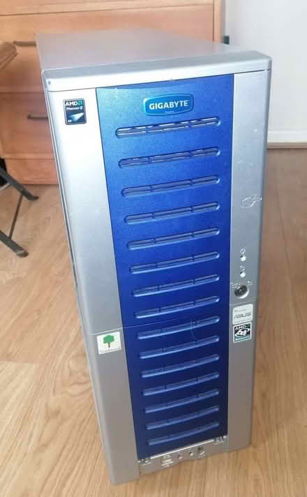 Photo of free Computer Tower Case by Gigabyte (Malvern Link WR14) #1