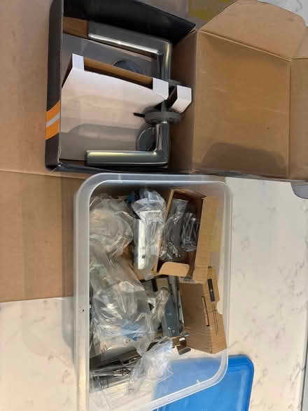 Photo of free Door handles & hinges - new (TN35 Ore) #1