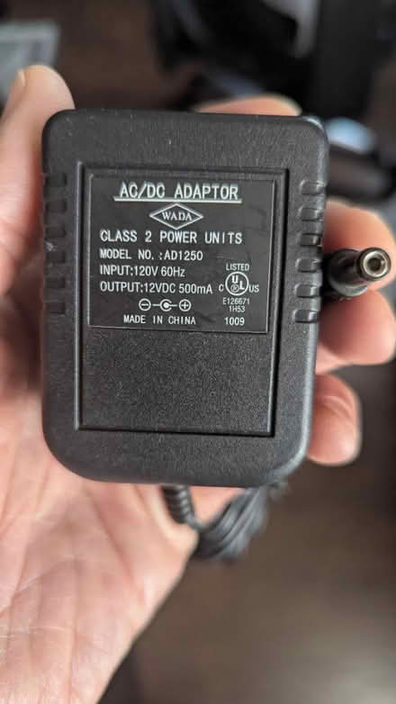 Photo of free Assorted power supply plugs (Raritan Township/Ringoes) #1