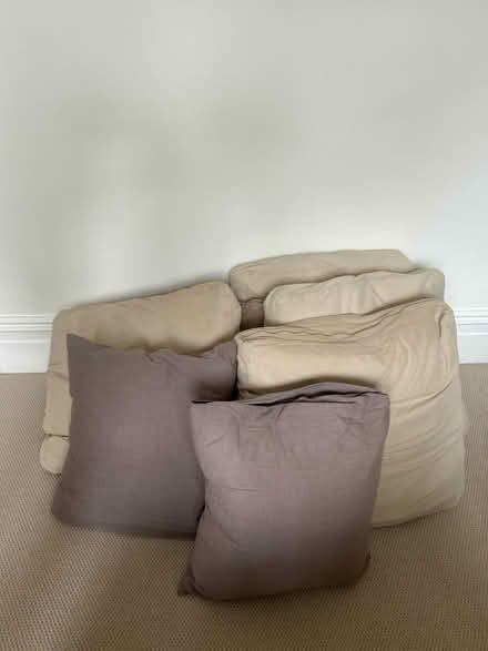 Photo of free Assorted cushion (Raynes Park SW20) #1