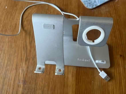 Photo of free Apple lightning stand (Ware SG12) #2