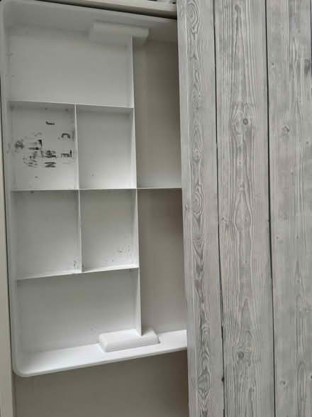 Photo of free Desk (Ws111er) #3
