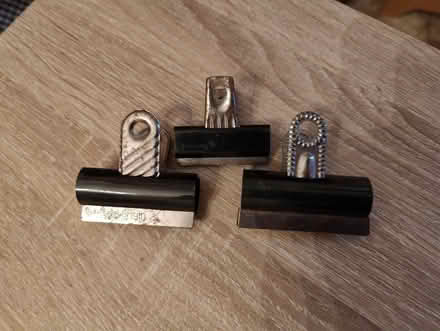 Photo of free Bulldog clips (Poets MK40) #1