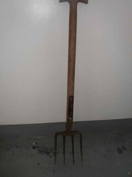 Photo of free Garden Fork (Marlbrook B61 0HS) #1