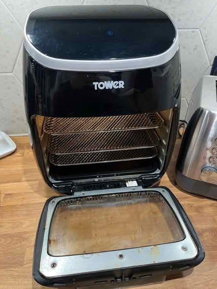 Photo of free Tower Airfryer (PO13 Lee on solent) #2