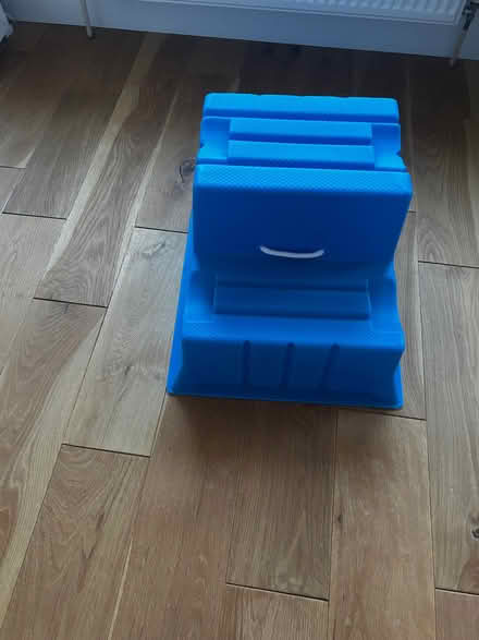 Photo of free Horse mounting steps plastic blue brand new (Hurstpierpoint BN6) #1