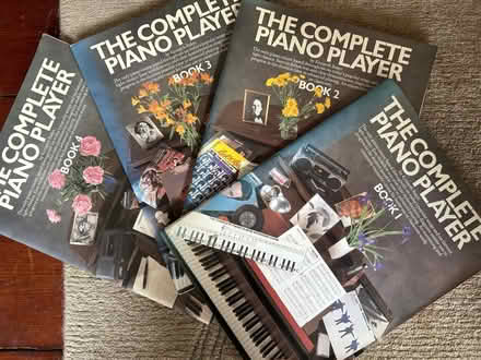 Photo of free Piano books (CR7) #1