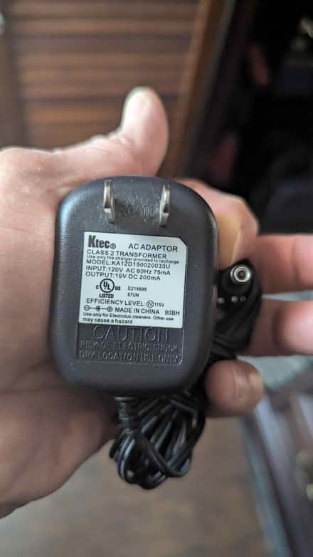 Photo of free Assorted power supply plugs (Raritan Township/Ringoes) #2