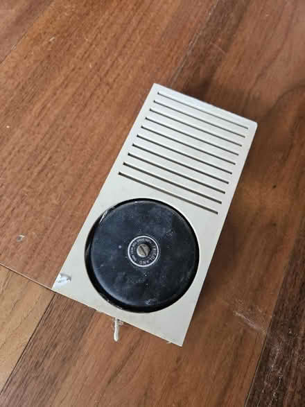 Photo of free Door bell, electro-mechanical (Godalming / Busbridge GU7) #1