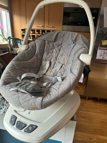 Photo of free Graco Baby Swinging Chair (Hampton TW12) #2