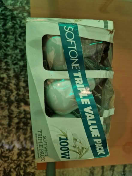 Photo of free Various bulbs (Waverley Road. SE18) #1
