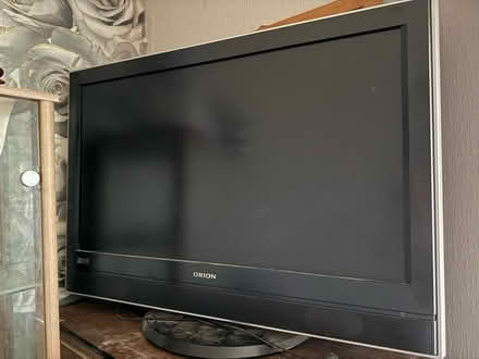 Photo of free 2 TV’s (LU1 5) #1