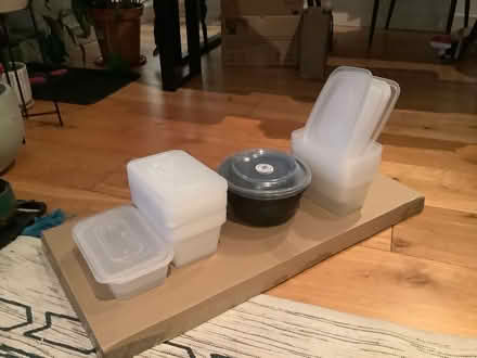 Photo of free Assorted plastic takeaway containers (Southwark SE1) #1