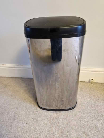 Photo of free Motion Sensor Kitchen Bin (Epsom) #1