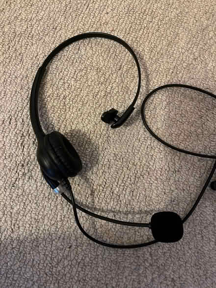 Photo of free Wantek headset with microphone (Lower Weston) #2