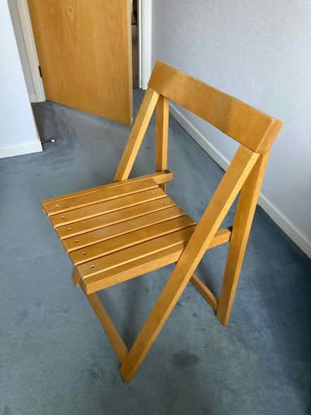 Photo of free Collapsible wooden chair (Ferrensby HG5) #1