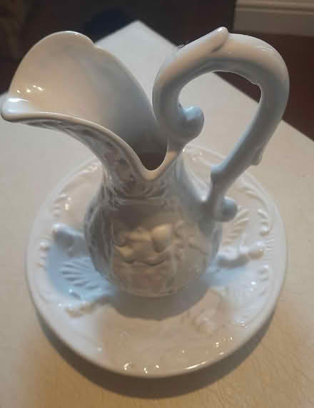 Photo of free White Ornamental Jug & Bowl (Broseley TF12) #1