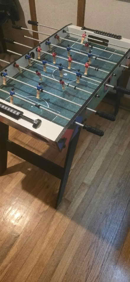 Photo of free Fussball table 92x48cm (Hook roundabout KT9) #3