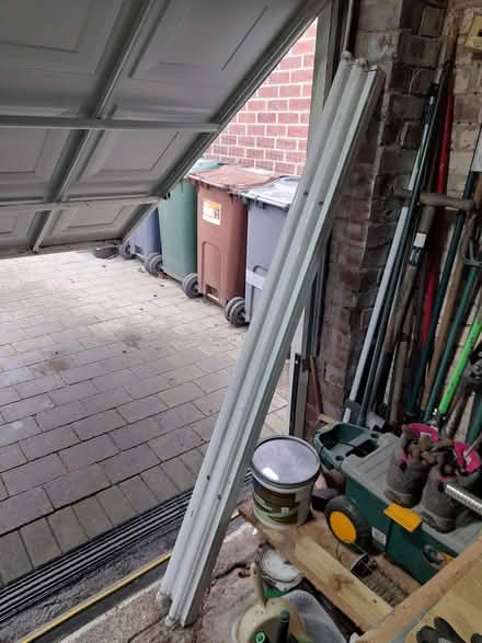 Photo of free 6ft Florescent Lights (Herringthorpe S65) #1